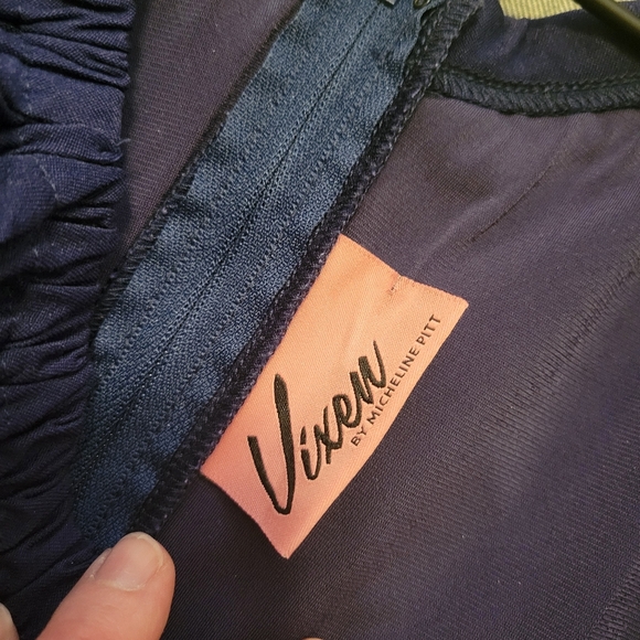Vixen by Micheline Pitt Peasant Swing Dress in Navy Blue size M, missing belt - Picture 3 of 6